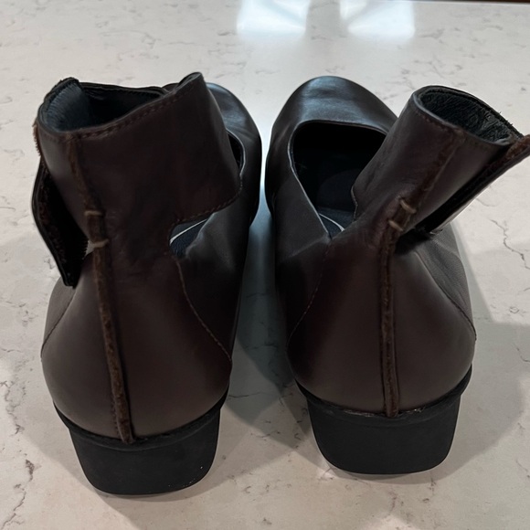 Dansko Lulu Dark Brown Leather Mary Janes Ankle Strap Wedges Size - Picture 9 of 16